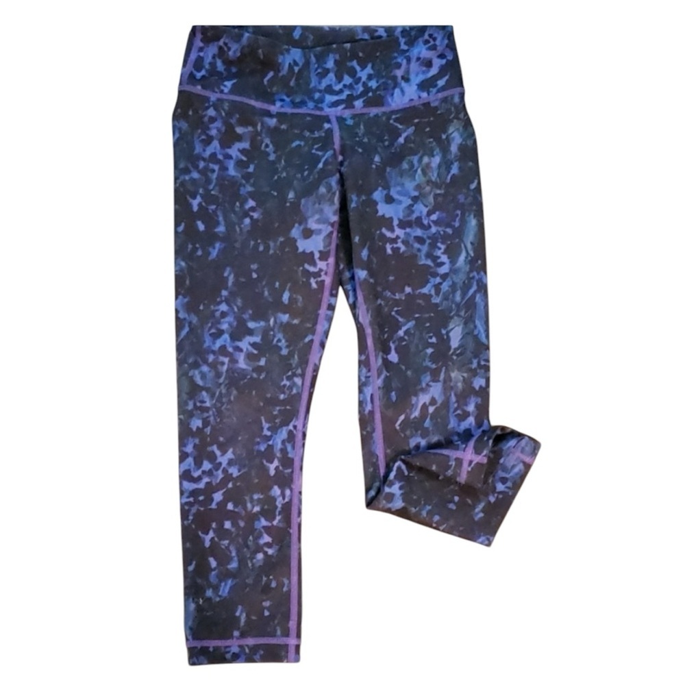 Lululemon cropped pants!